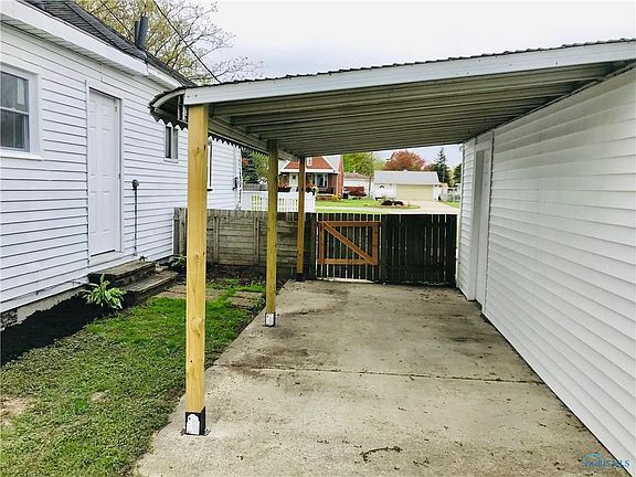 3rd image of 866 Tralger Dr