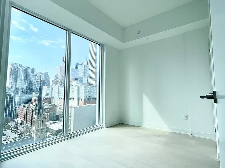 252 Church St #2112 — Photo 14