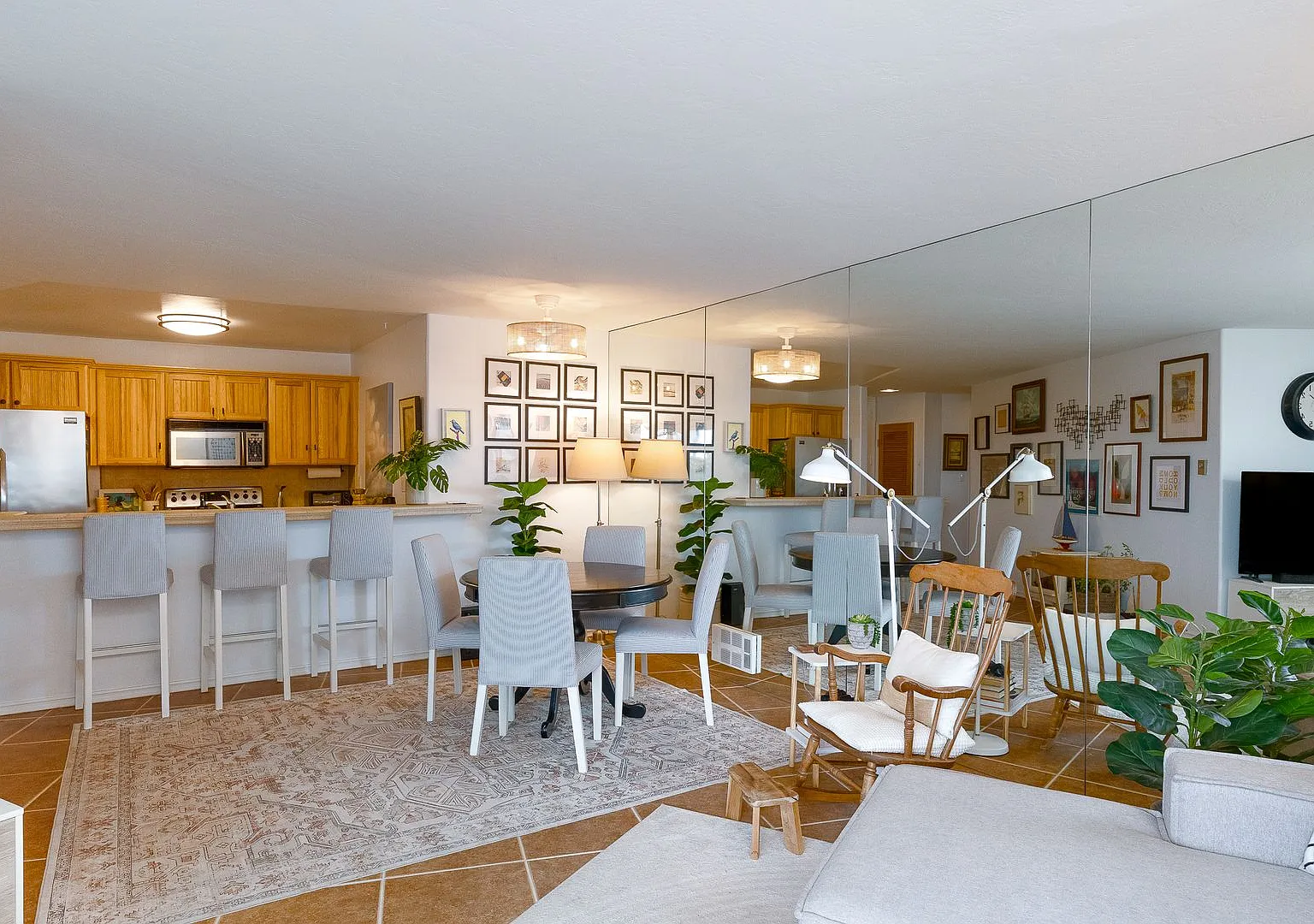 1 Bedroom + 1 Bathroom Condo | Channel Islands HOA | Oxnard | Monthly Furnished Rental — Photo 4