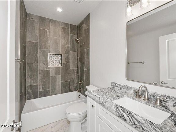 5th image of 3805 N ESTRELLA Road