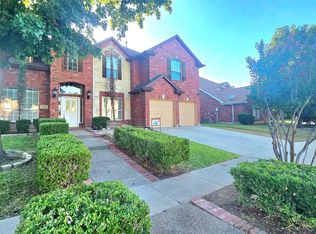 3455 Daisy Ln, Grand Prairie, TX 75052