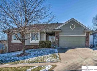 17021 Patterson Dr, Omaha, NE 68135