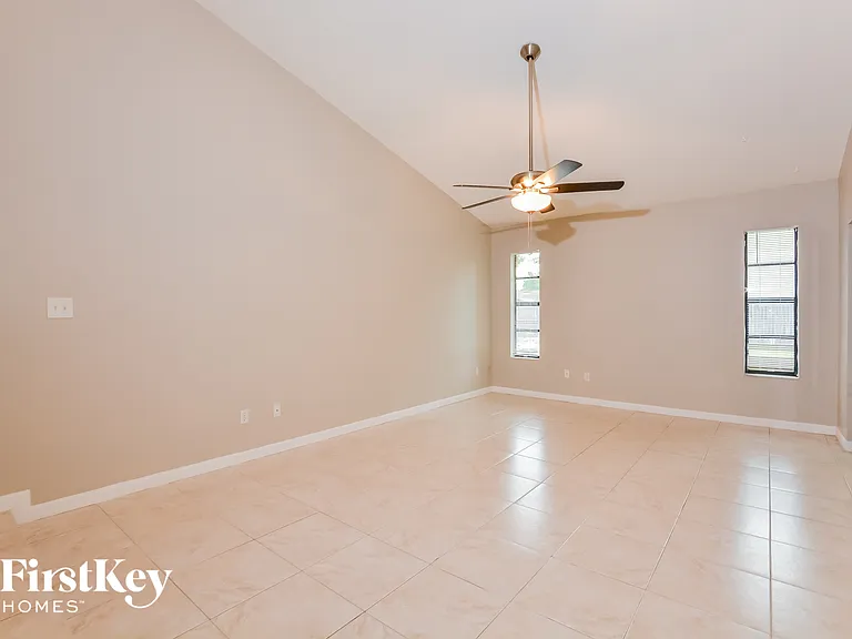 2943 Mallorn Way — Photo 3