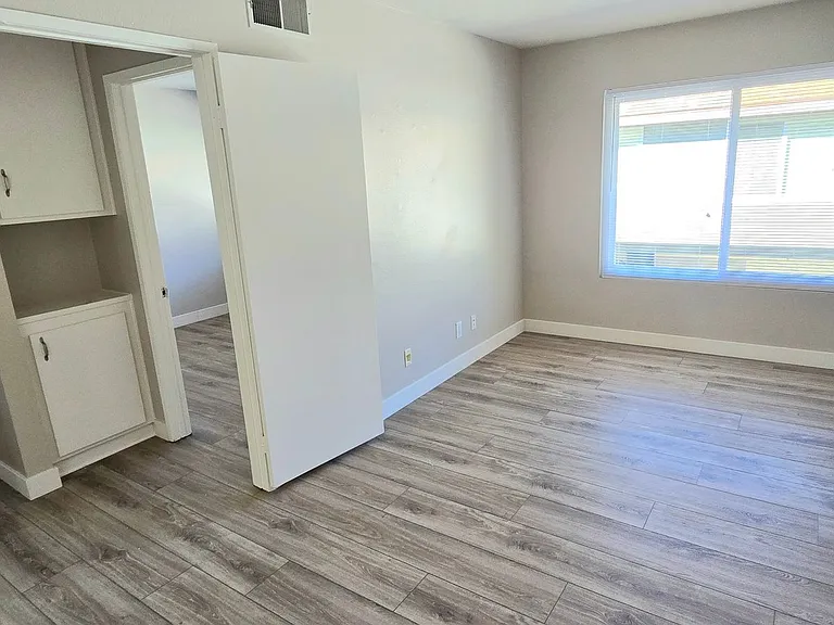 2654 La Paloma Cir — Photo 11