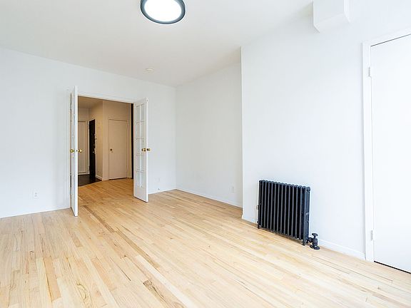 3rd image of 337 E 6th St APT 12