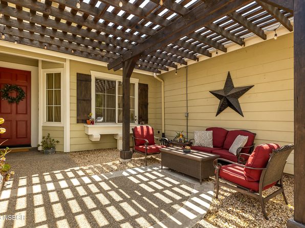 320 Sycamore Dr, Buellton, CA 93427