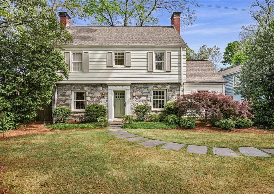 1st image of 256 Brighton Rd NE