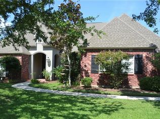 1121 Brook Ct, Mandeville, LA 70448