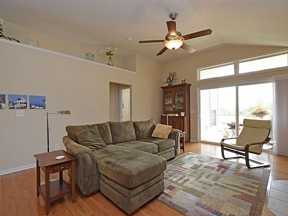 5th image of 3970 Parkplace Dr