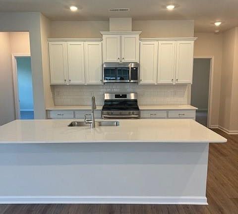 4th image of 110 Red Juniper Way