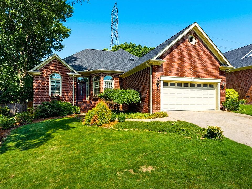 1st image of 132 Windstone Dr