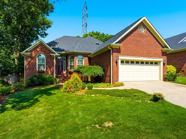 132 Windstone Dr, Greenville, SC 29615