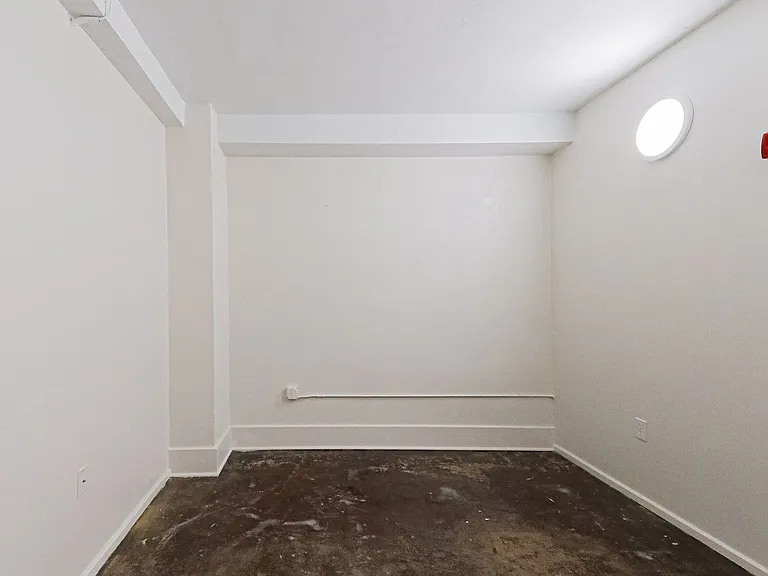 116 S Gay St — Photo 48