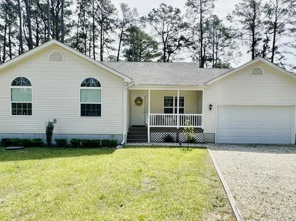 3209 Amidship Dr, Greenbackville, VA 23356