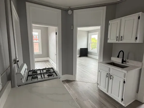 413-417-419 North Street, 413 North St #8, Pittsfield, MA 01201
