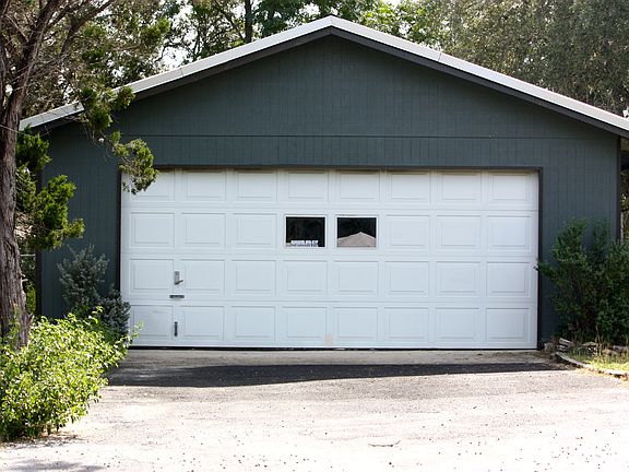 2nd image of 118 Friendlywood Dr