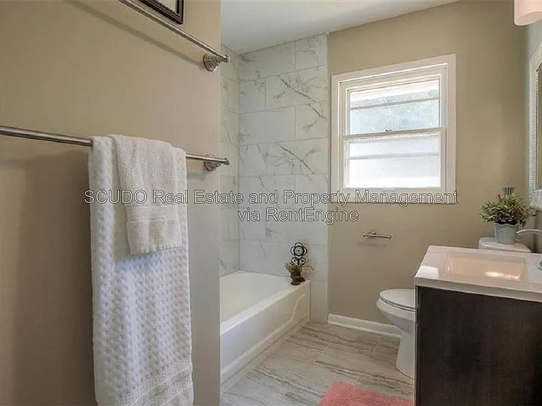 7642 Ash St — Photo 6