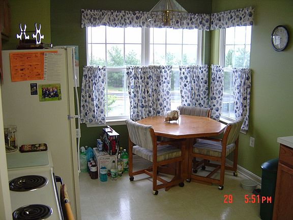 Kitchen angle 2