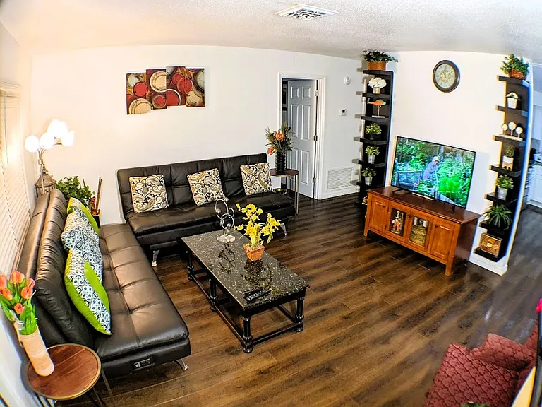 626-628 S Osprey Ave #618 — Photo 85