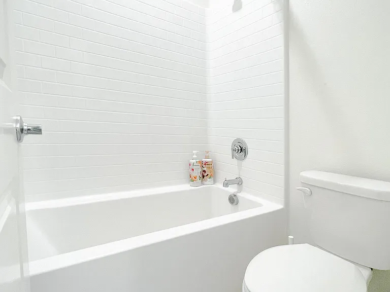 2675 E Harlow Ln — Photo 24