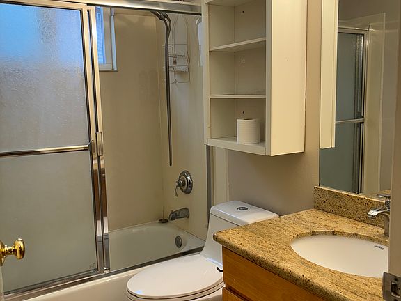 5th image of 3259 Parkhaven Dr