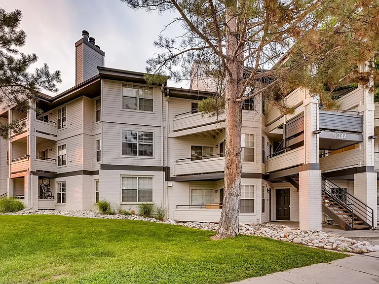 Village Creek Apartments — Photo 3