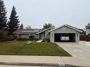 200 Ritter Ct, Bakersfield, CA 93314
