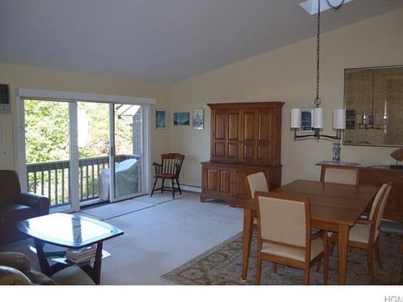 2nd image of 261 West St APT 10