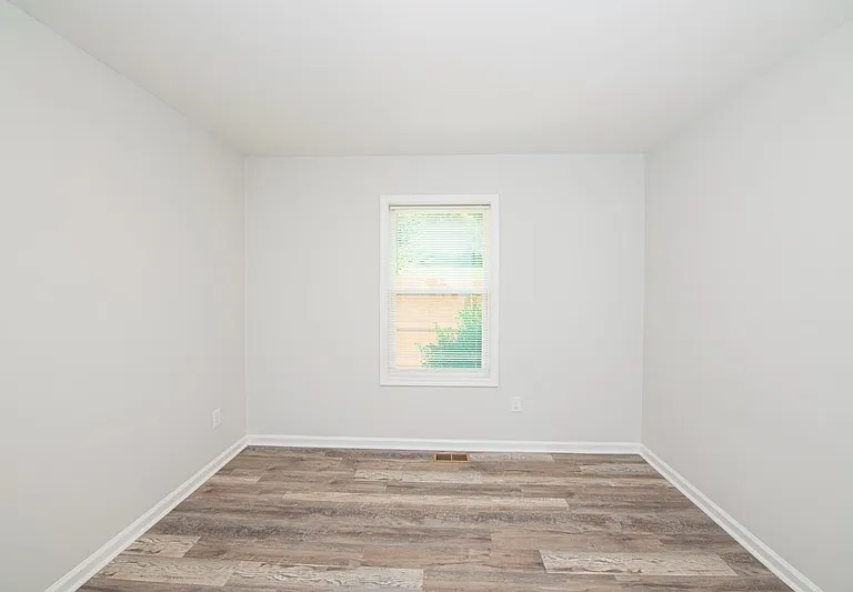 1114 Chaney Rd #102 — Photo 13