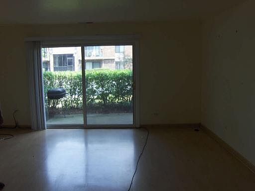 3rd image of 117 Mullingar Ct APT 1D