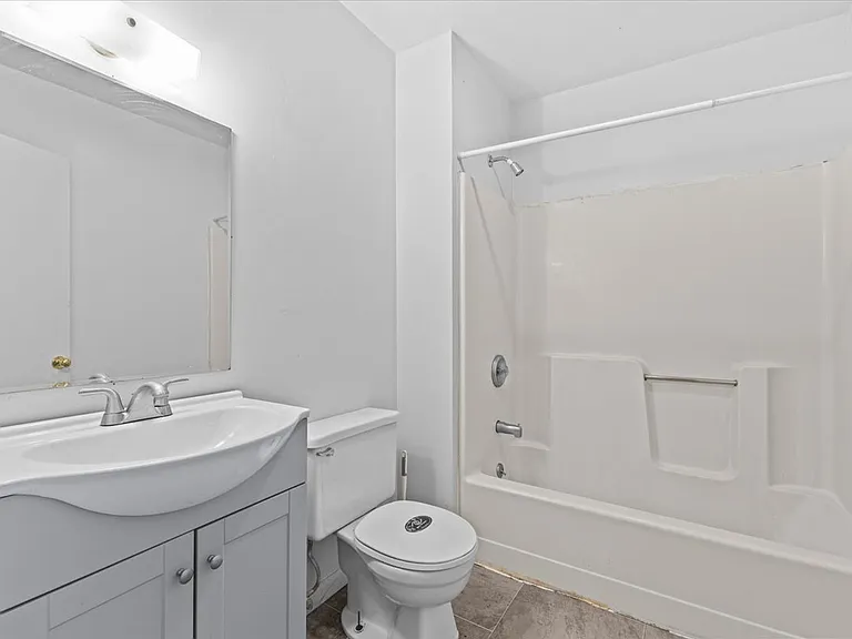 21 Hyde St #3 — Photo 16