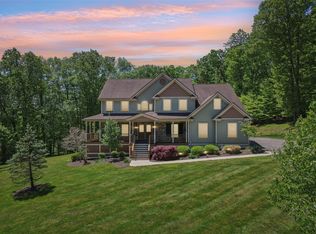 13 Montesi Dr, Highland Mills, NY