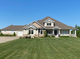 4254 Bacon School Rd, Saint Joseph, MI 49085