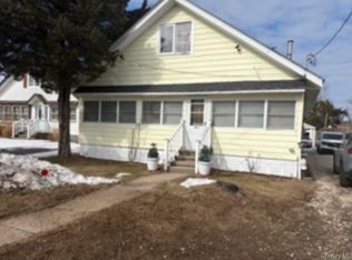 21 Locust Street, Riverhead, NY
