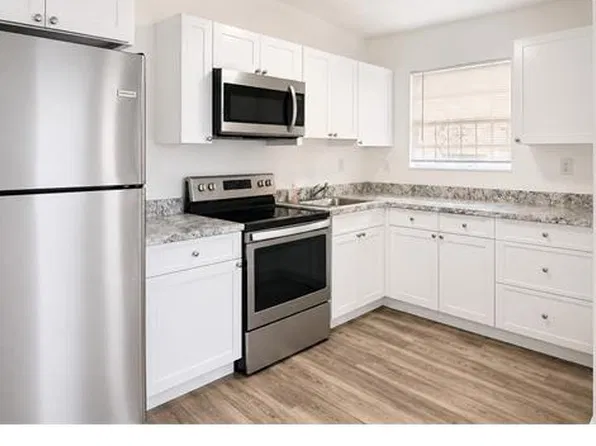 46 NW 62nd St APT 4, Miami, FL 33150