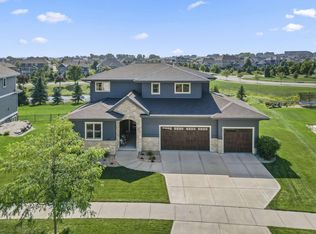1045 Galway Ave, Waunakee, WI 53597