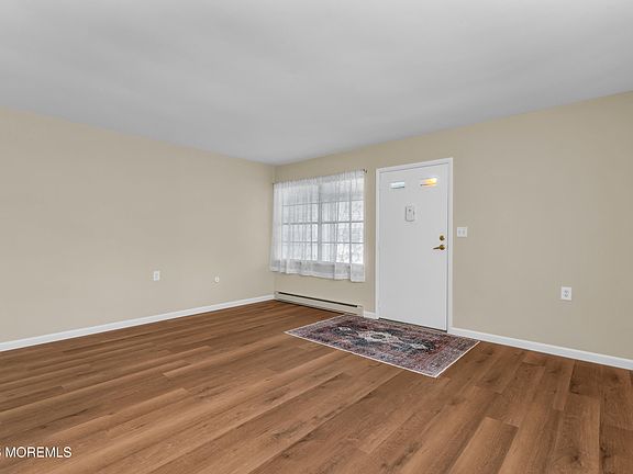 5th image of 161A Gramercy Court