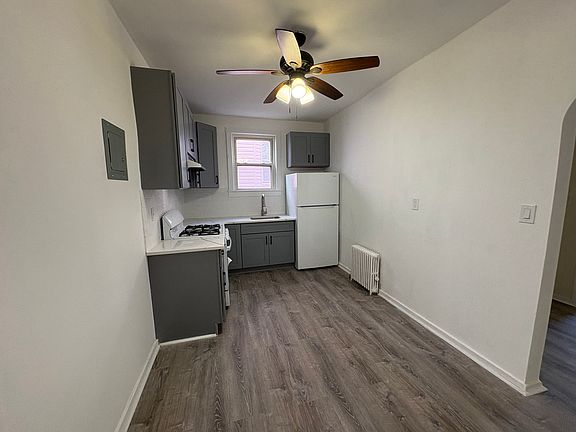4th image of 45 Winter Ave APT 1