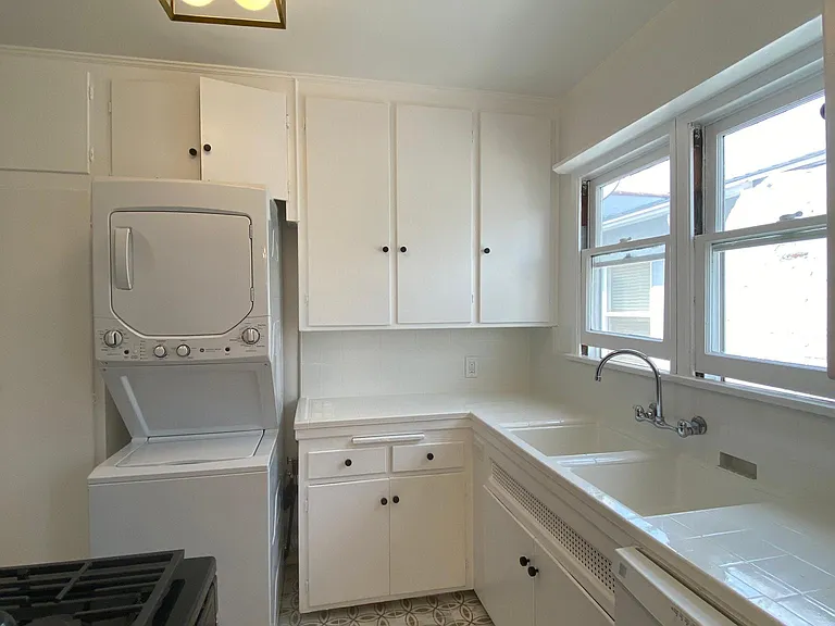 1453 1/2 S Beverly Dr — Photo 9