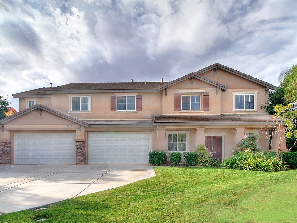 1st image of 29645 Newmarket Dr