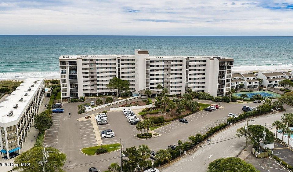 1st image of 95 S Lumina Avenue Unit 1b
