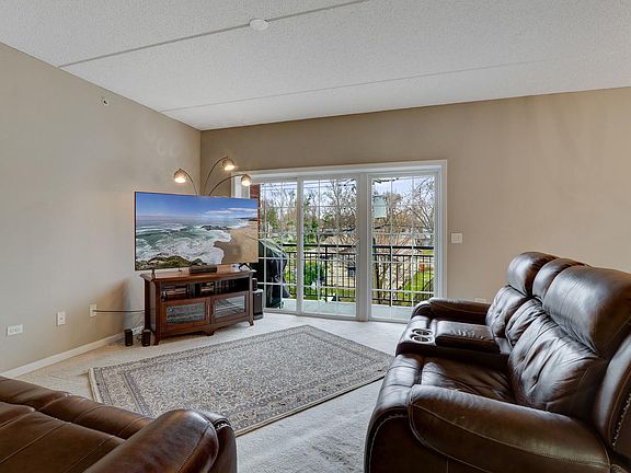 4th image of 3501 Wellington Ct Unit 211