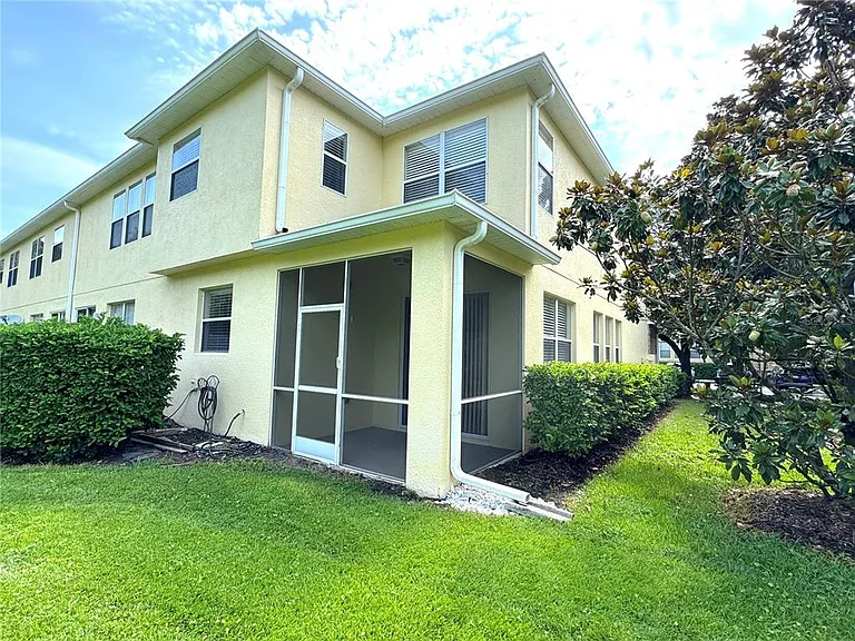 516 Penny Royal Pl — Photo 12
