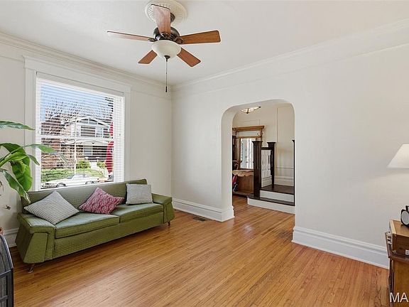 5th image of 3974 Wyoming St