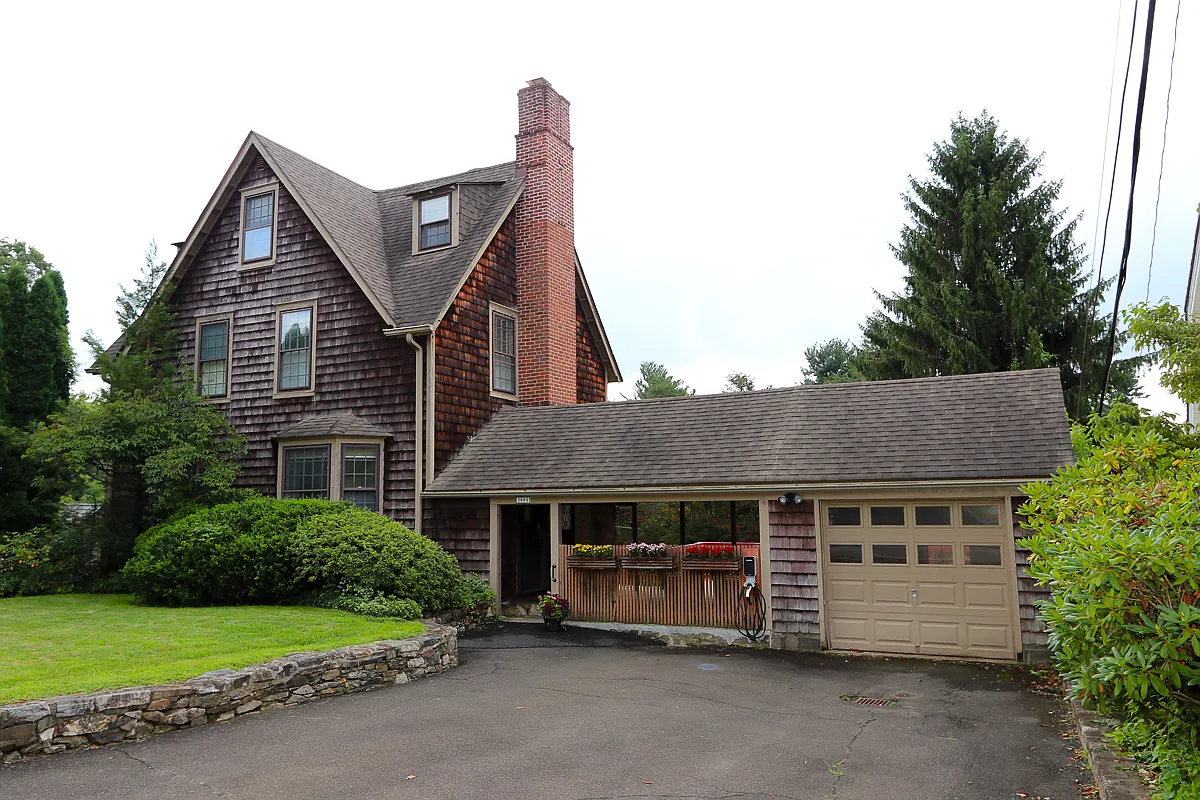 4 bed, 2659 sqft, $3,450 — Photo 1
