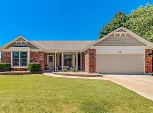 604 Bugle Run Dr, Florissant, MO