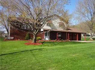 387 3rd St, West Pittsburg, PA 16160