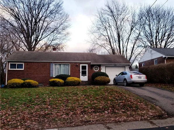 3822 Edgefield Ave NW, Canton, OH 44709
