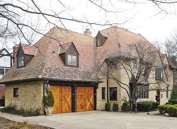 3rd image of 1440 Woodhill Dr