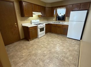 1513 3rd Ave NW #1, Jamestown, ND 58401